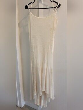 Elegant Cream Floral-Texture Maxi Dress L